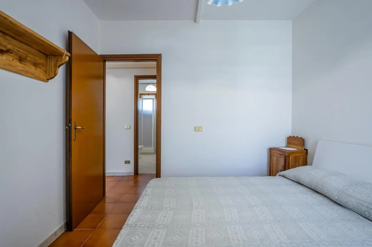 Viareggio Cozy Apartment With Balcony!